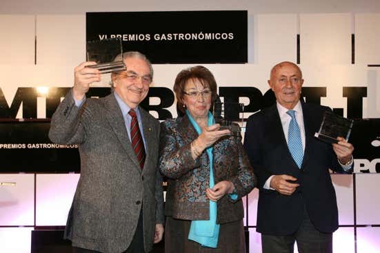Gualtiero Marchesi insieme a Marisa Sanchez Paniego e Lucio Blàzquez